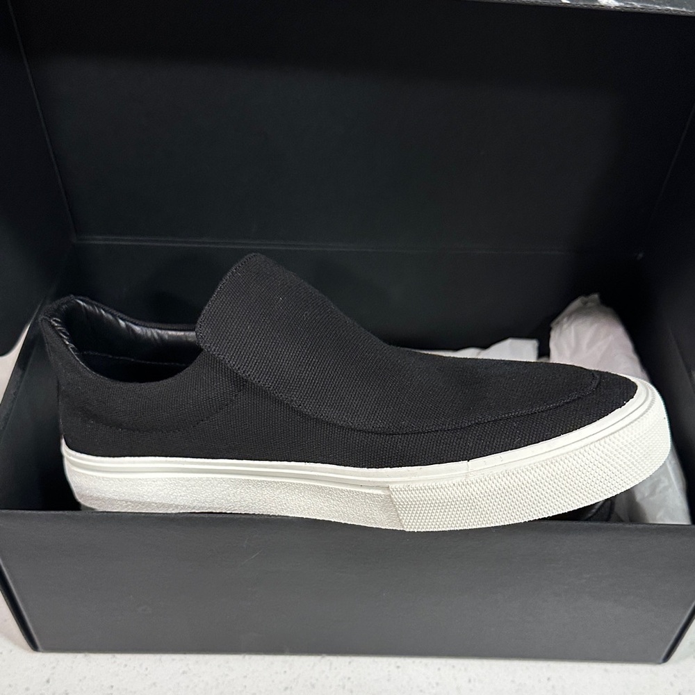 James Perse Black Slip-On Loafers NEW - Picture 3 of 7